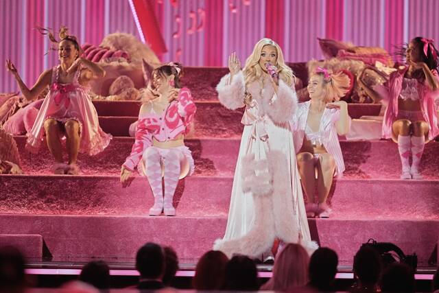 9101364_web1_ptr-MeganMoroney-120525