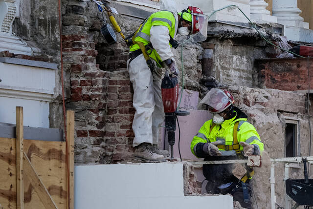 White House expected to submit plans for new ballroom to planning commission this month