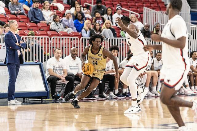 9104836_web1_gtr-AustinM2-120825