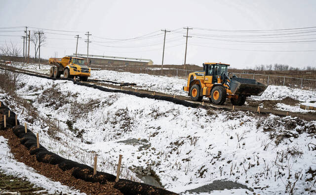 9104982_web1_gtr-TestTrack12-120825