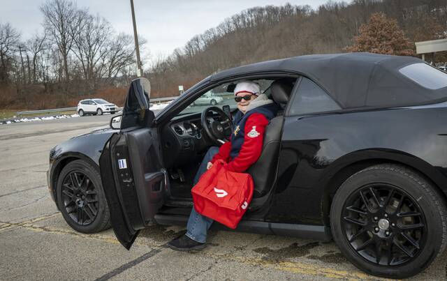 9106026_web1_vnd-FoodDelivery2-120925