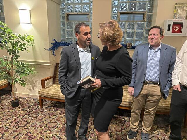 9109314_web1_vnd-hamashostage3-120825 9109314_web1_vnd-hamashostage3-120825