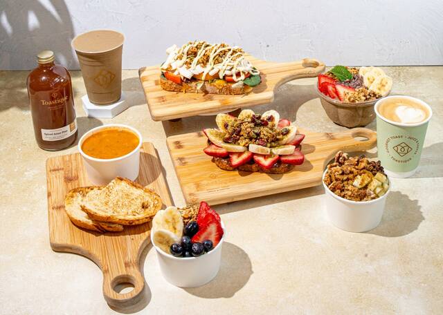 9110205_web1_part-ToastiqueGourmetCRopped-120825