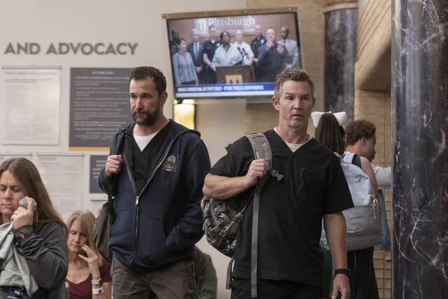 9110618_web1_ptr-TVTalk1-12082025-ThePitt