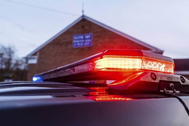 9110894_web1_vnd-PoliceLight3-031224