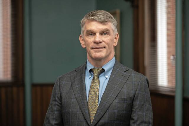 9110899_web1_vnd-DarrenWagner