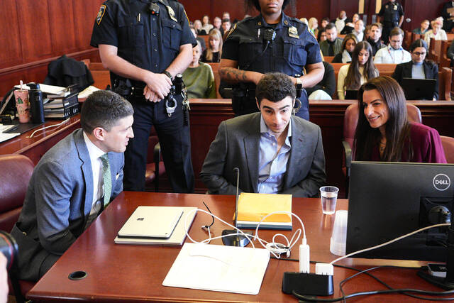 9112365_web1_9112365-5da190ec068f4762938dab2466584cba