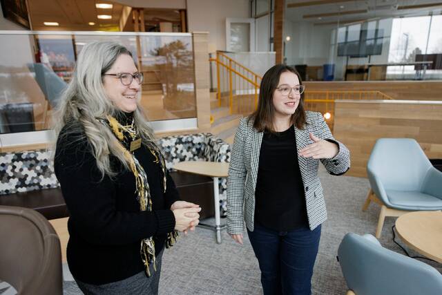 9113525_web1_naj-Library2Chatting-012226