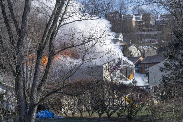 9113578_web1_GTR-HopiDriveFire100-120925