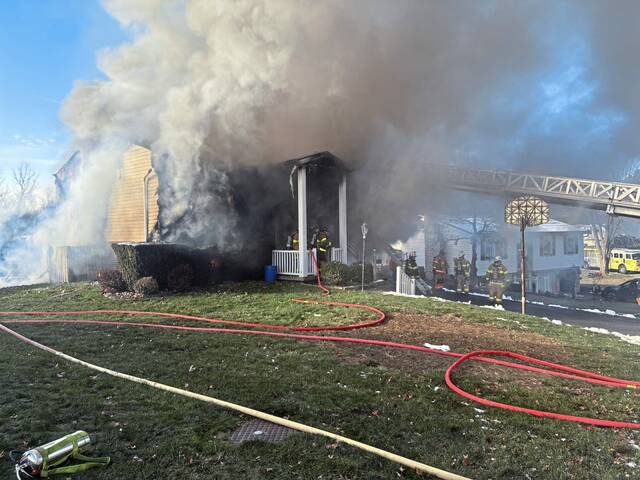 9113578_web1_gtr-HopiDriveFire100