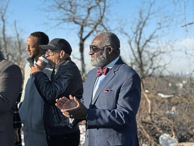 9114088_web1_php-EastHillsDrive-011526--6-