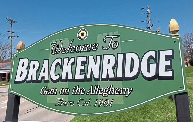 9114090_web1_Web-BrackenridgeSignAt26