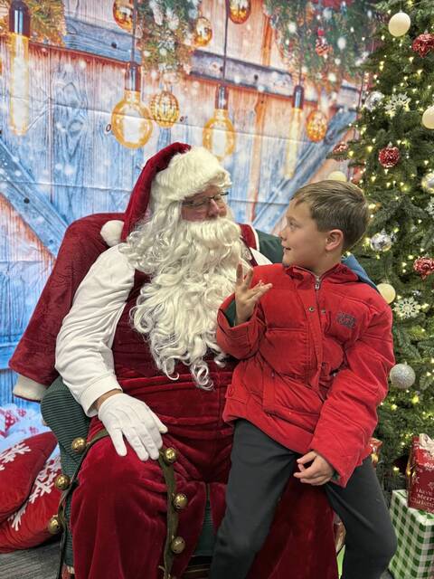 9114614_web1_her-LightTheWall11-121825