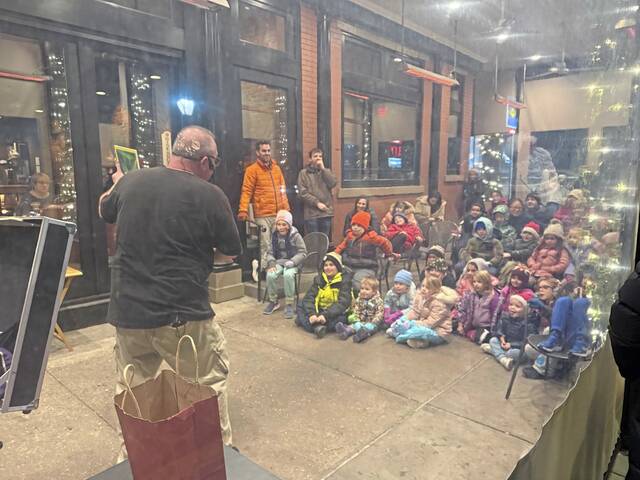 9114614_web1_her-LightTheWall5-121825