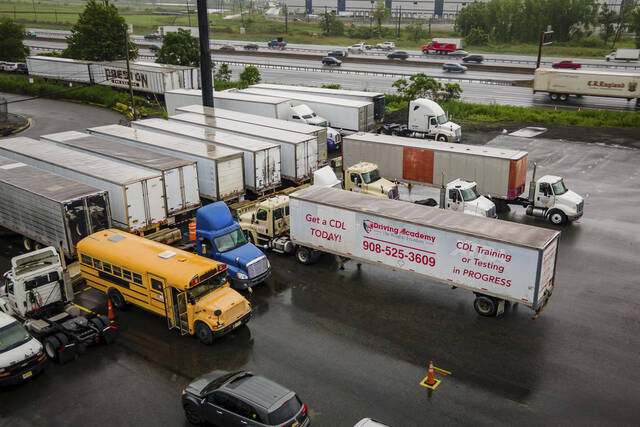 9117973_web1_AP25174685007053