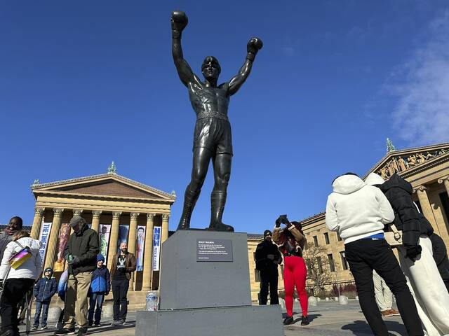 9118406_web1_AP24338640601114