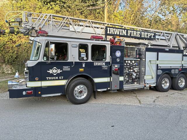 9118494_web1_Irwin-Fire-Truck