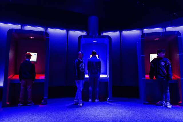 Slide 
													
													7