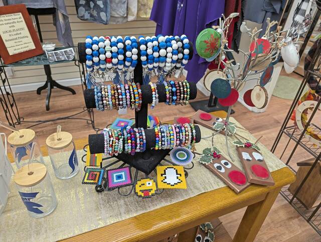 9119983_web1_gtr-ArtisansBoutique01-121225