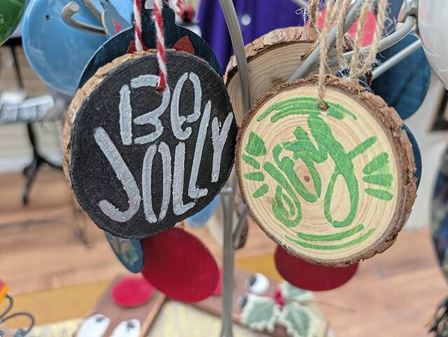 9119983_web1_gtr-ArtisansBoutique04-121225