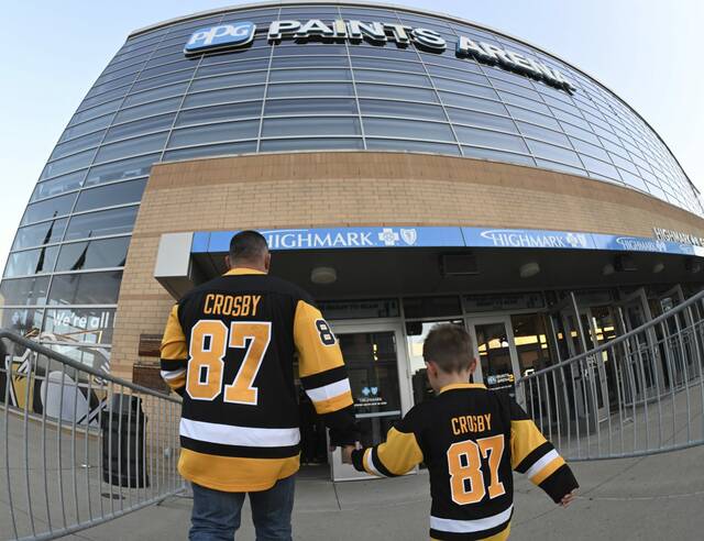 Penguins-Canadiens game delayed due to accident on I-279