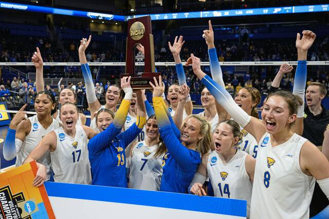 9126355_web1_gtr-PittVB1-121425