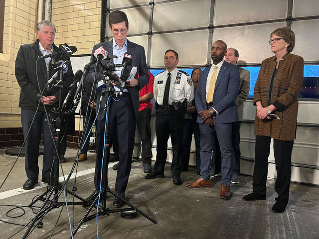 9128001_web1_9128001-78eb99663bf74944add75eec0384a35a