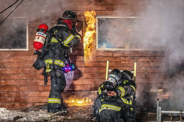 9128049_web1_vnd-TarentumFire4-121525