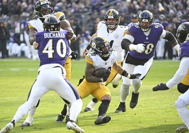 9130061_web1_ptr-Steelers13-120925