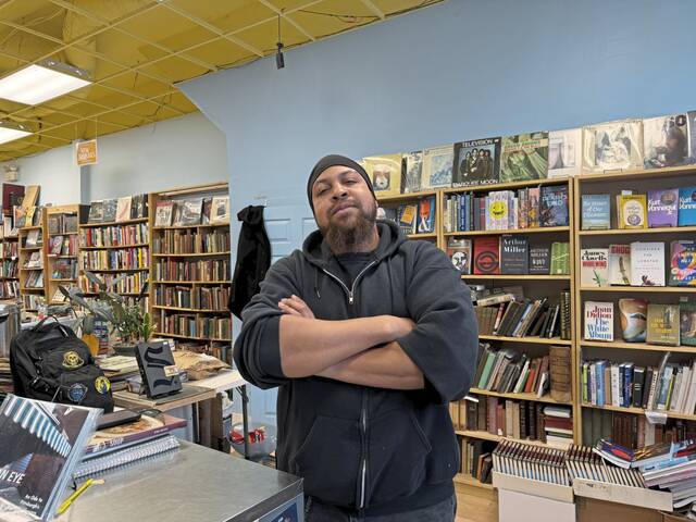 9130228_web1_ptr-SnowyStreets5-121625