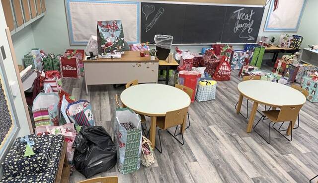 9130560_web1_vnd-NKAgifts1