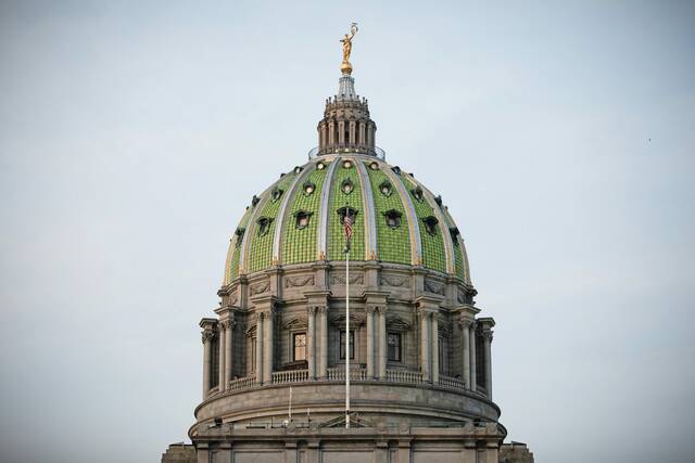 9134214_web1_capitoldome