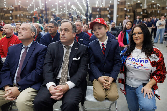 9134585_web1_AP25350610290701