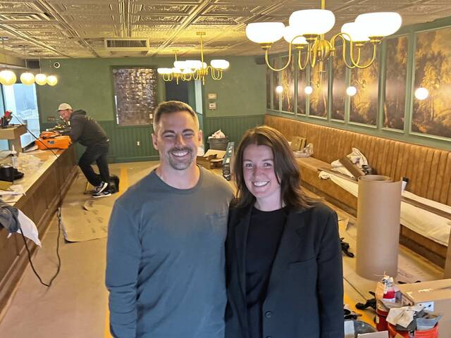 9134746_web1_her-foxhole-112025-3