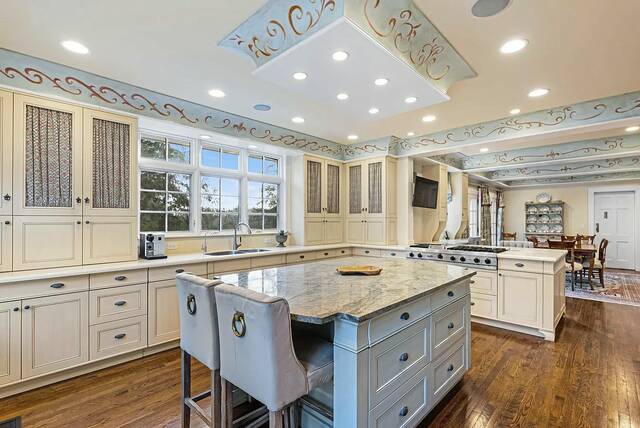 Slide 
													
													5