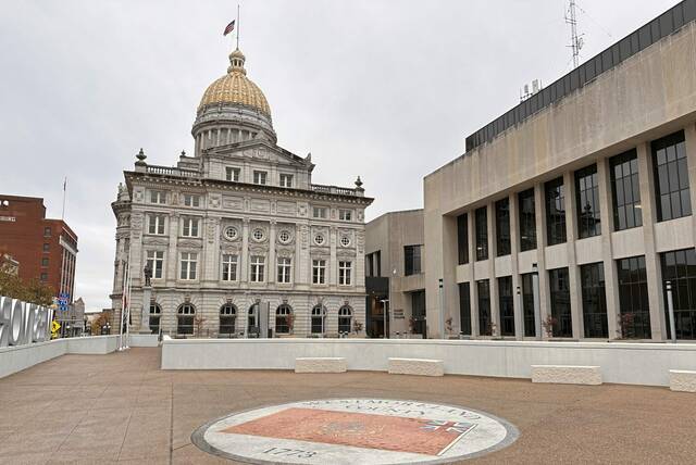 9136813_web1_web-GreensburgCourthouseA