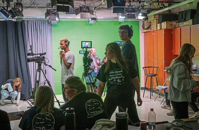 Slide 
													
													6