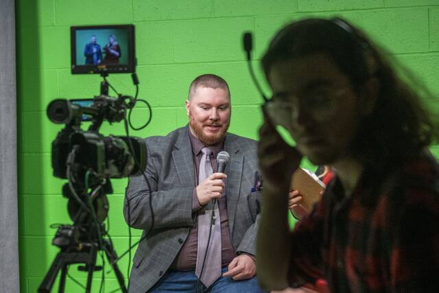 Slide 
													
													3