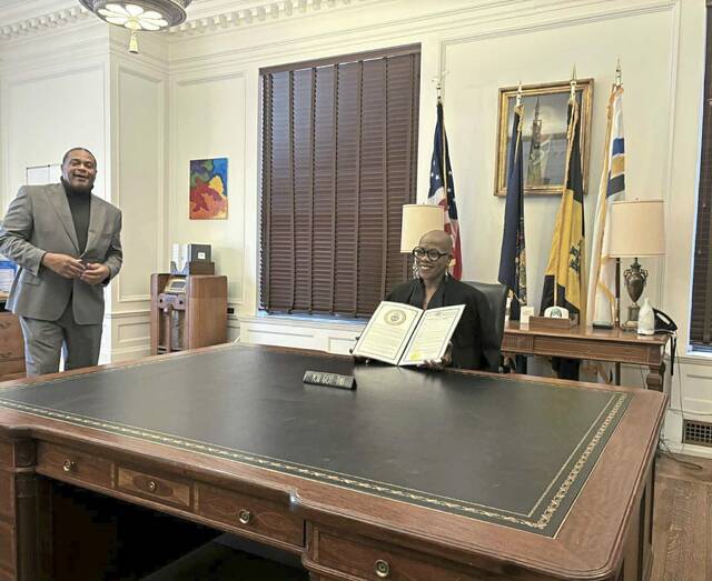 Slide 
													
													4