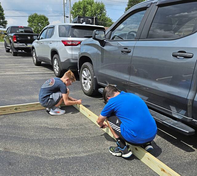 Slide 
													
													4