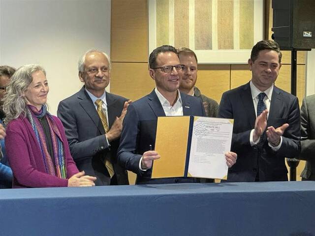 
			
				                                From left to right: PA Department of Health Secretary Dr. Debra Bogen; University of Pittsburgh School of Medicine Dean Dr. Anantha Shekhar, Pennsylvania Gov. Josh Shapiro, Pitt Assistant Professor of Neurobiology Dr. Chris Donnelly and State Rep. Kyle Mullins, D-Lackawanna. (Megan Trotter | TribLive)

			
		