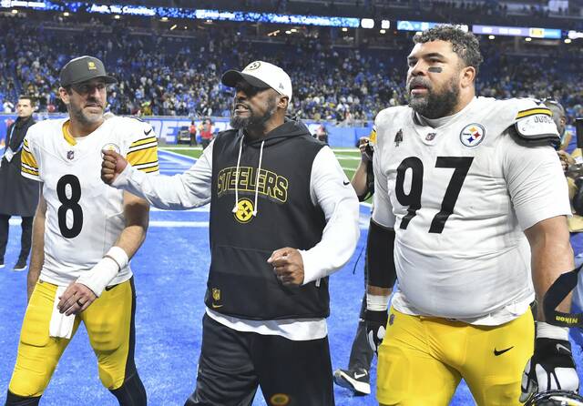 Steelers beat Lions with 4th-and-goal stand as time expires