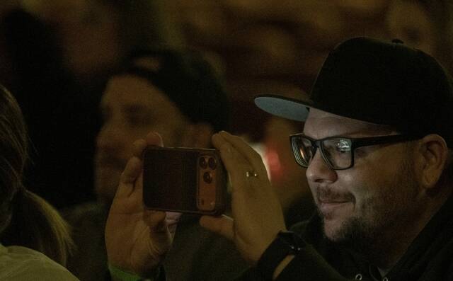 Slide 
													
													6