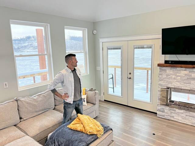 Slide 
													
													9