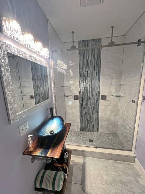 Slide 
													
													6