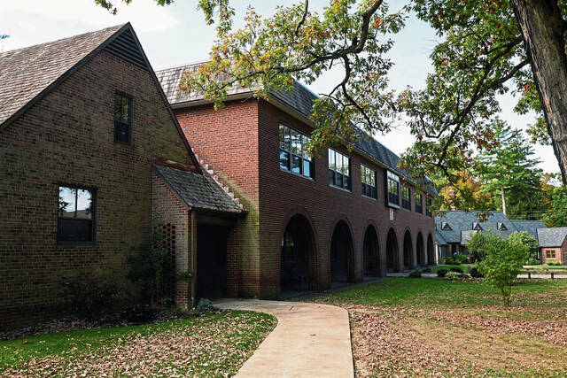 Slide 
													
													3