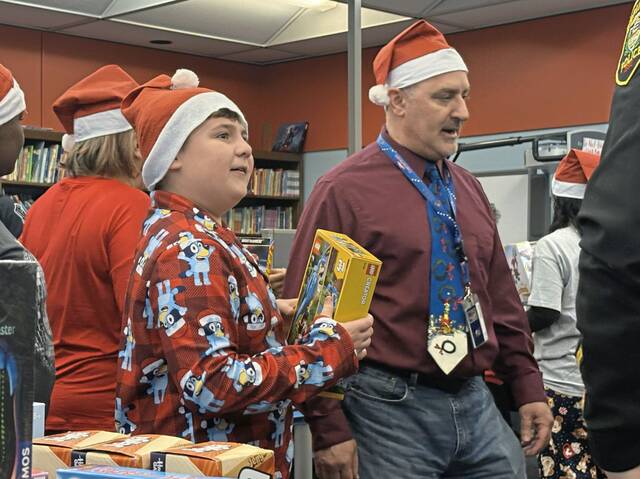 Slide 
													
													4