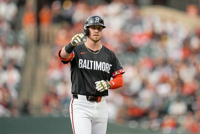 Pirates add another slugger by signing Ryan O’Hearn to 2-year, $29 million free agent deal