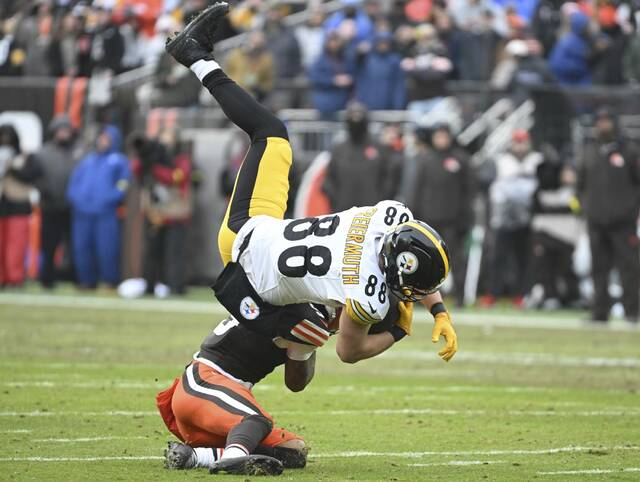 Slide 
													
													4