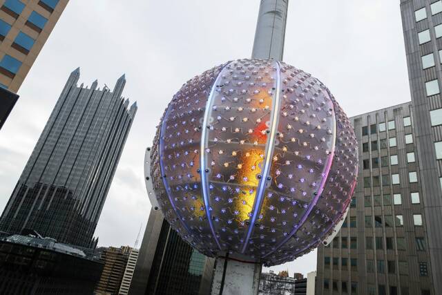 Slide 
													
													3